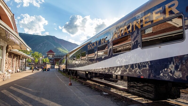 Rocky Mountaineer Rolls Through the Red Rocks of the Southwest USA