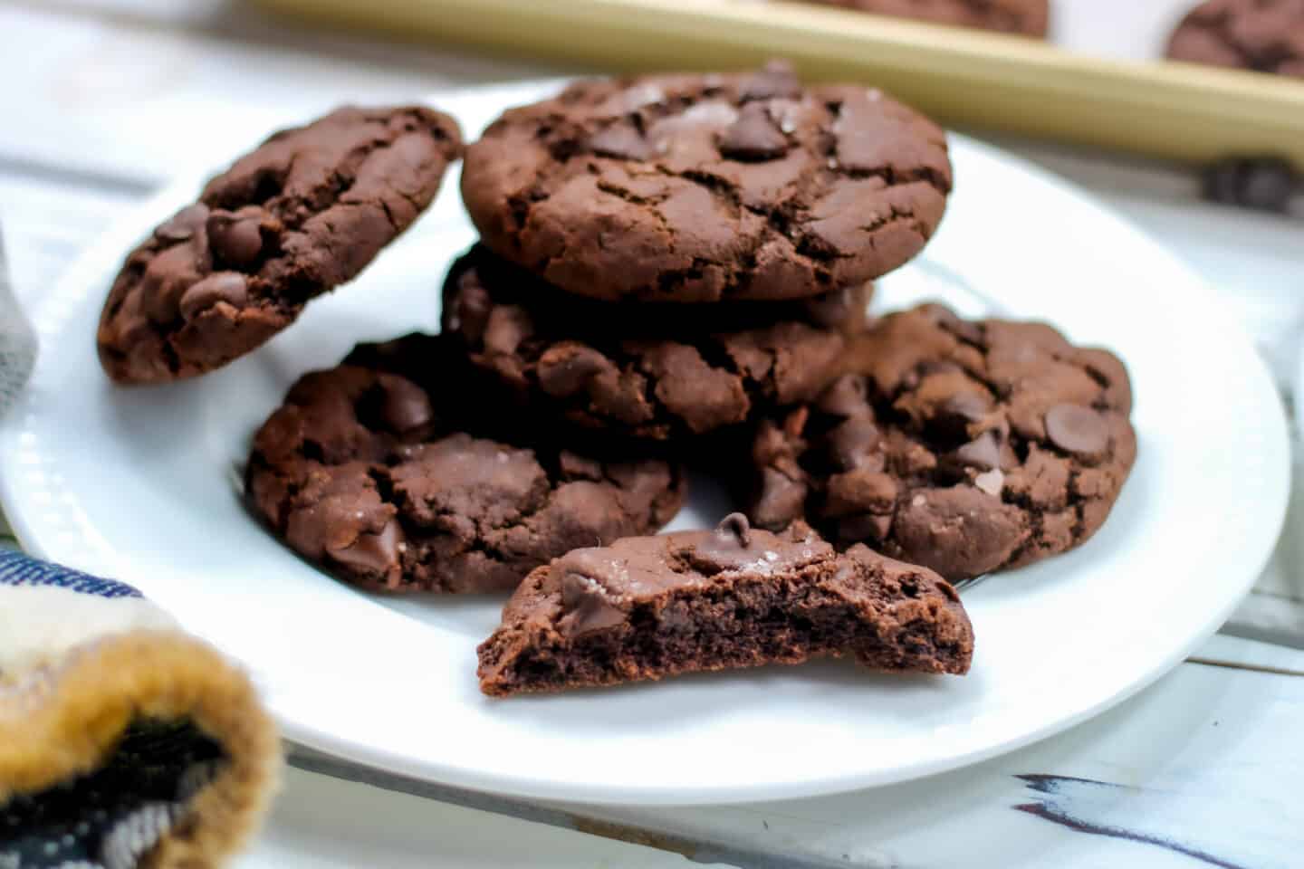 #SusanCooksVegan: Let’s Make Double Fudge Cookies with Sea Salt
