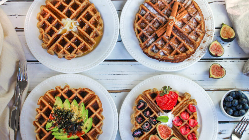 #SusanCooksVegan: 4-Minute Vegan Waffles with 4 Ingredients 4 Ways  